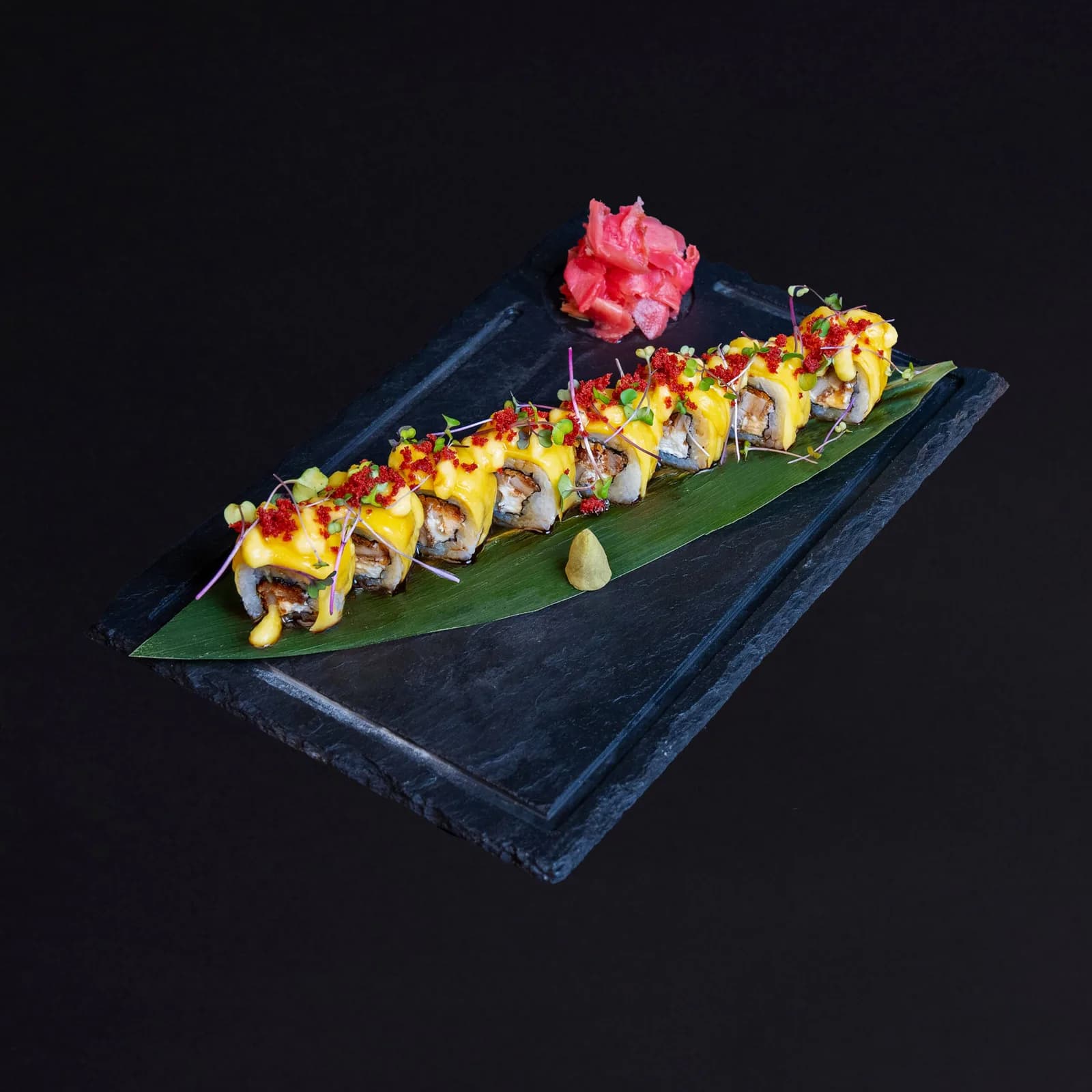 TROPICAL CHICKEN ROLL